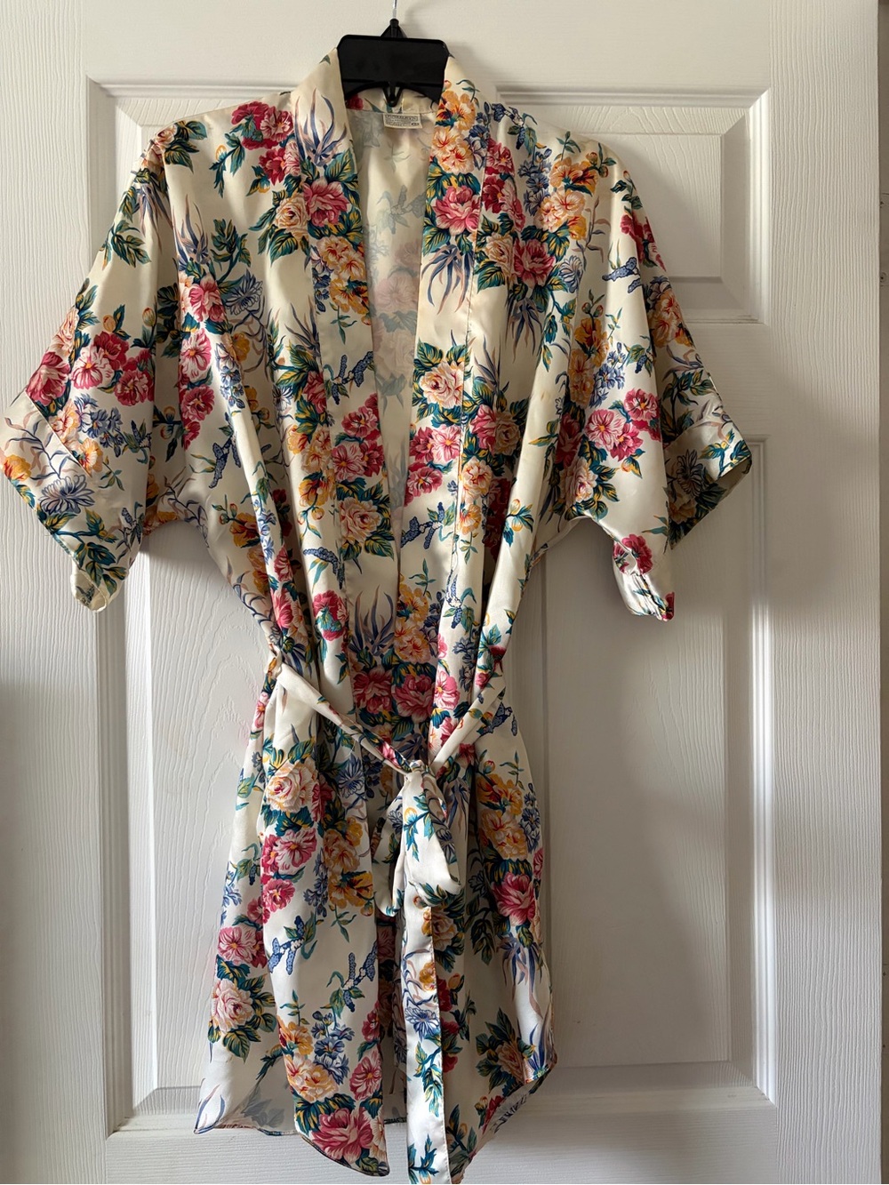 Floral Kimono Robe in Cream with Multicolor Roses